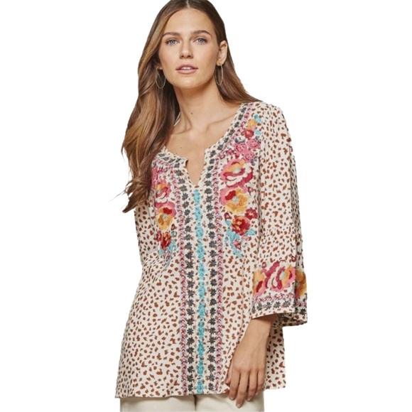 Savanna Jane Multicolor Embroidered Top - Picture 1 of 8